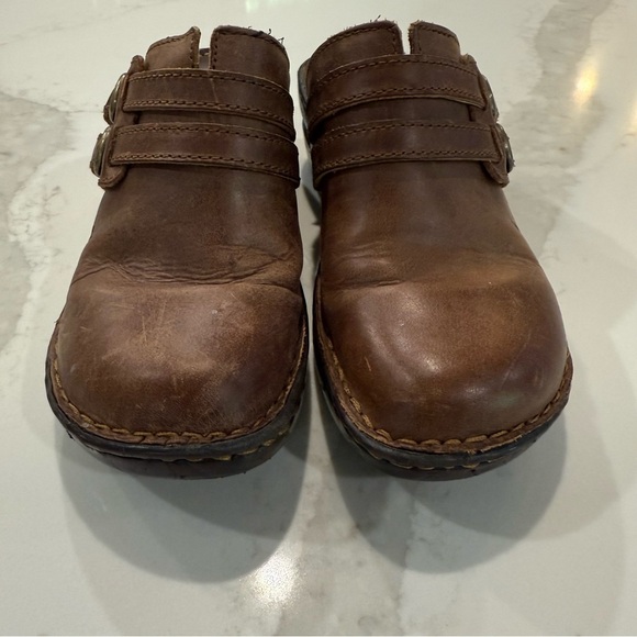 B.O.C Born Concept Aderyn Leather Slip On Clogs Womens Size 9 Brown Buckles Mule - Picture 2 of 9